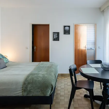 Διαμέρισμα Core - Gare Nest - Parking And Breakfast By Request Λουξεμβούργο