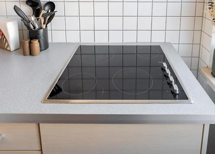 Core - Gare Nest - Parking And Breakfast By Request *