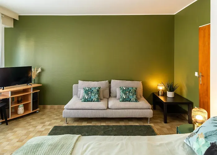 아파트 Core - Gare Nest - Parking And Breakfast By Request *